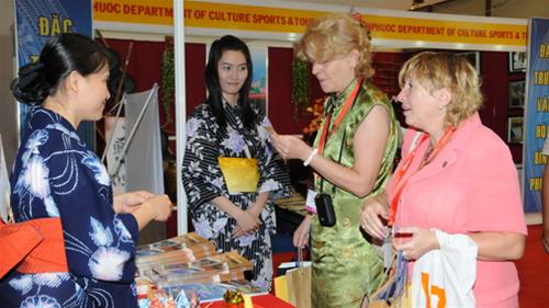 quang ba du lich Viet qua ITE 2014