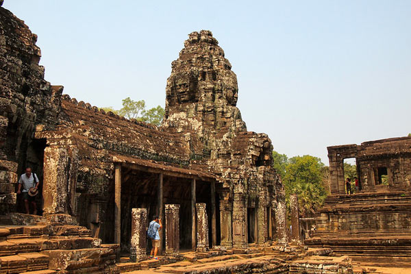 bayon-3-6721-1404286516